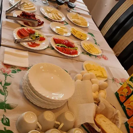 Parku I Palmave * Gjirokastër