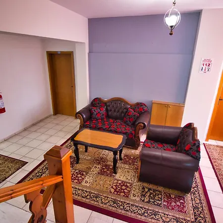 Parku I Palmave Gjirokastër