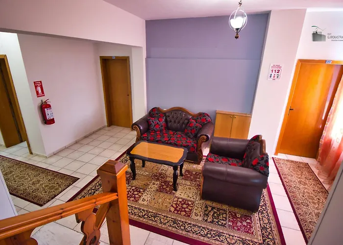 Parku I Palmave Gjirokaster